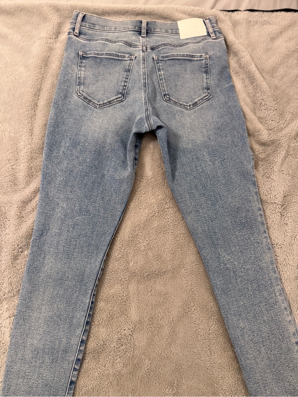 Express Women's Skinny Jeans | Size 8L | Light Wash Blue Denim | High Rise - Picture 5 of 7
